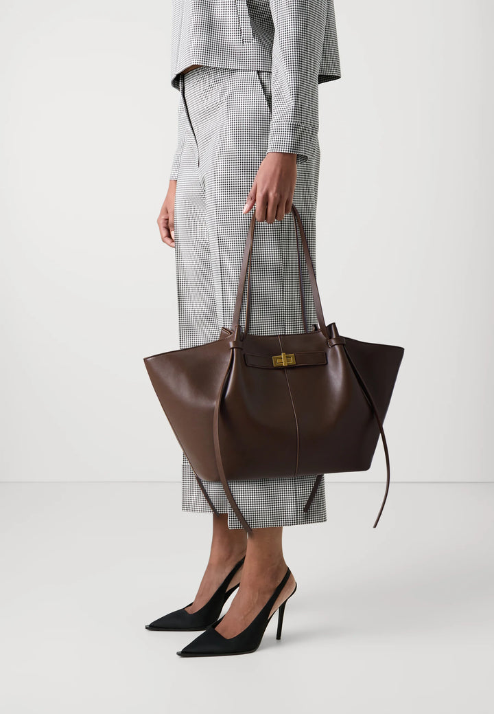 ISABELLE | Classic Tote Bag