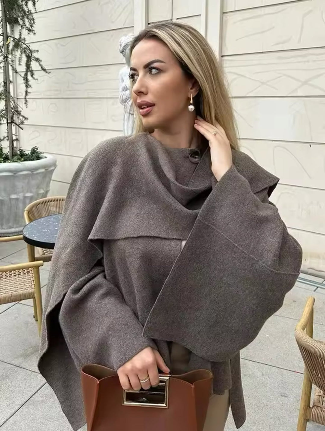BELLA | SHAWL CAPE
